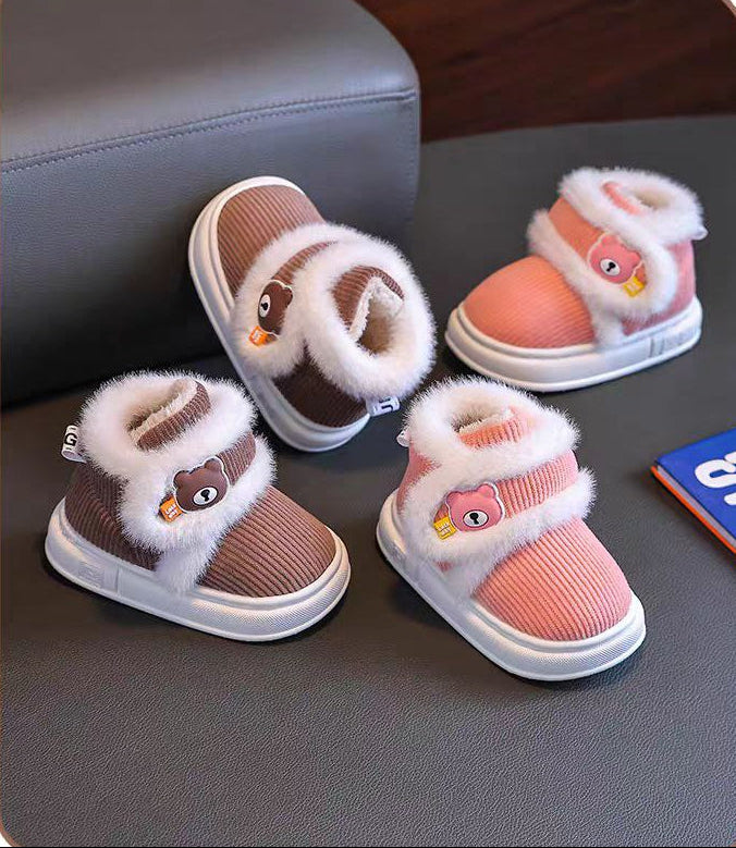 أحذية شتوية دافئة للأطفال