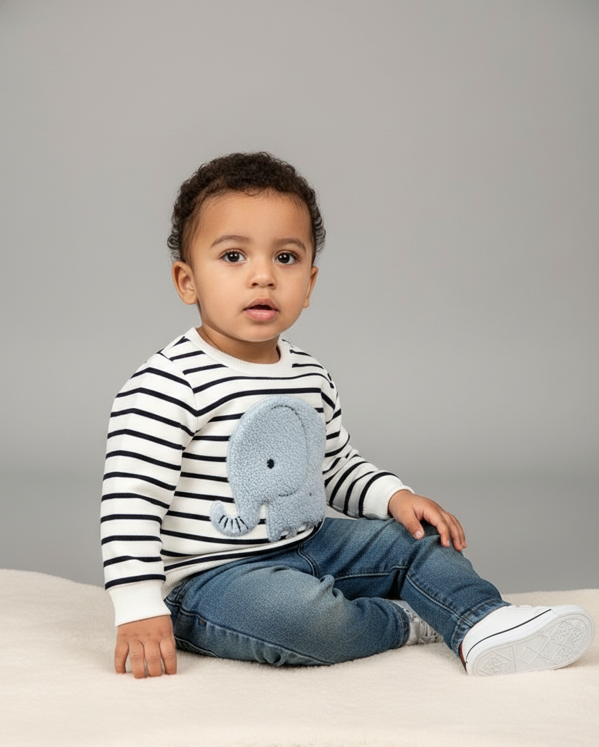 طقم من قطعتين بنقشة فيل للأولاد