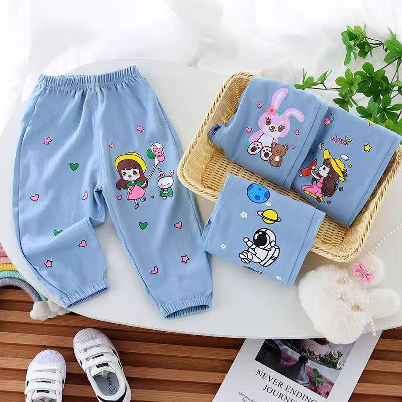 سراويل بطبعات كرتونية تصميم صيفي للبنات