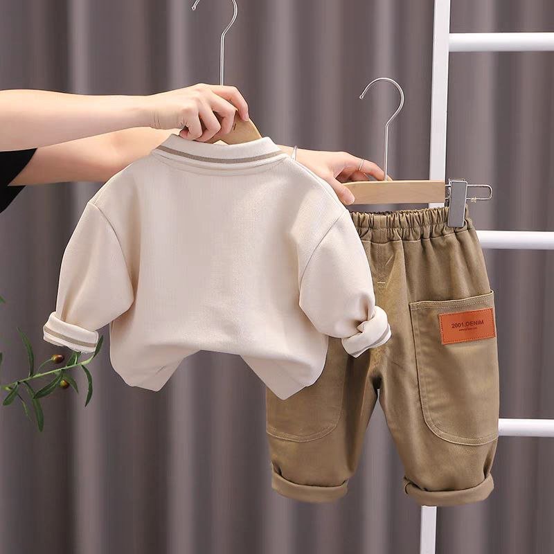 طقم خريفي بطبعة دب وتيشيرت بولو للأولاد