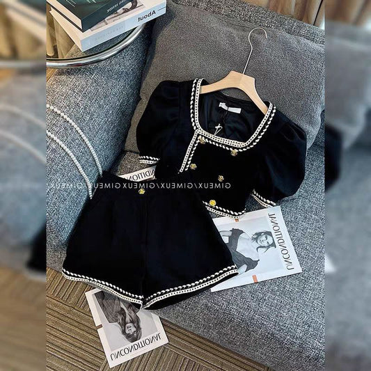 طقم بتطريز لؤلؤ وزر ذهبي تصميم صيفي أنيق  للبنات