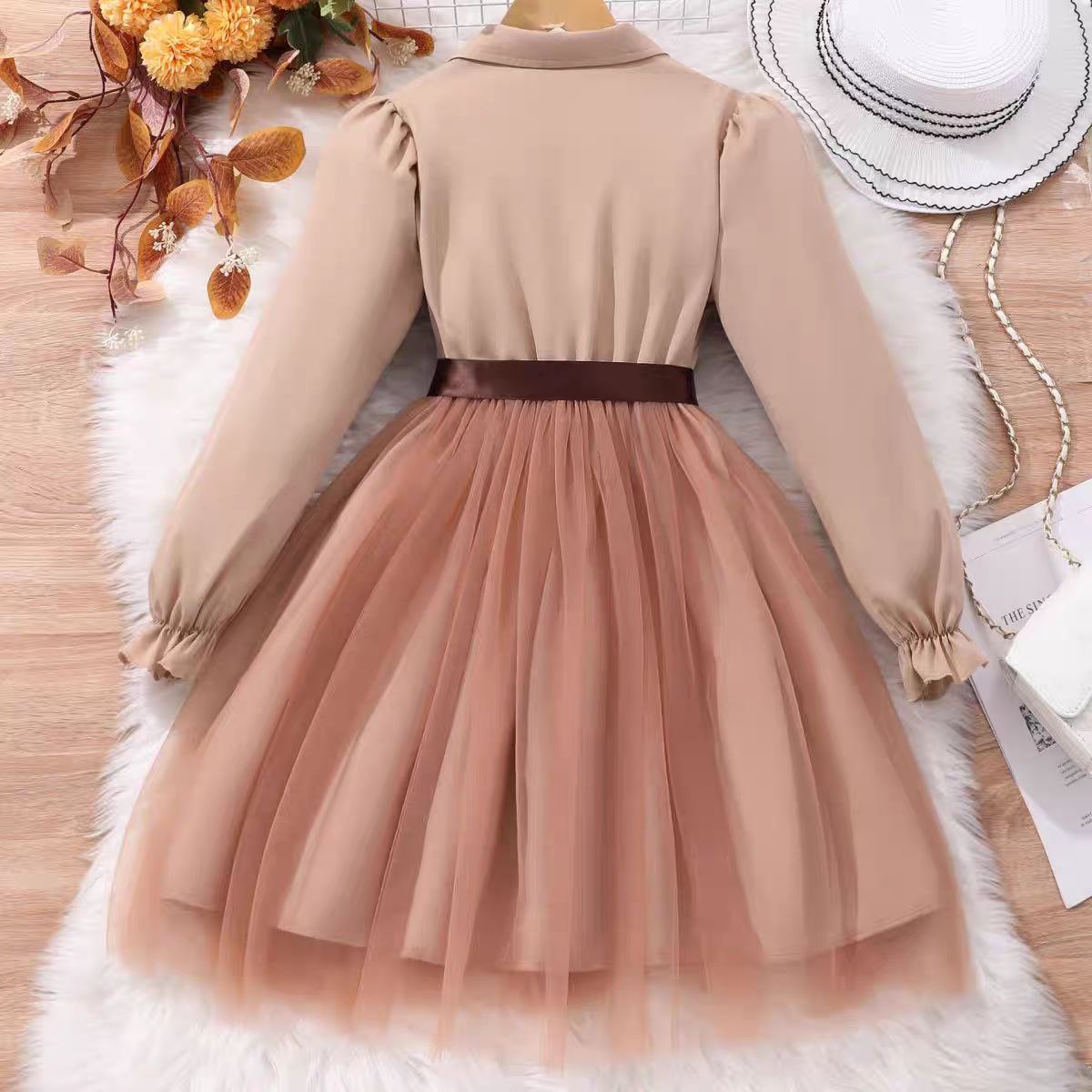 فستان تول ناعم مع حزام ساتان