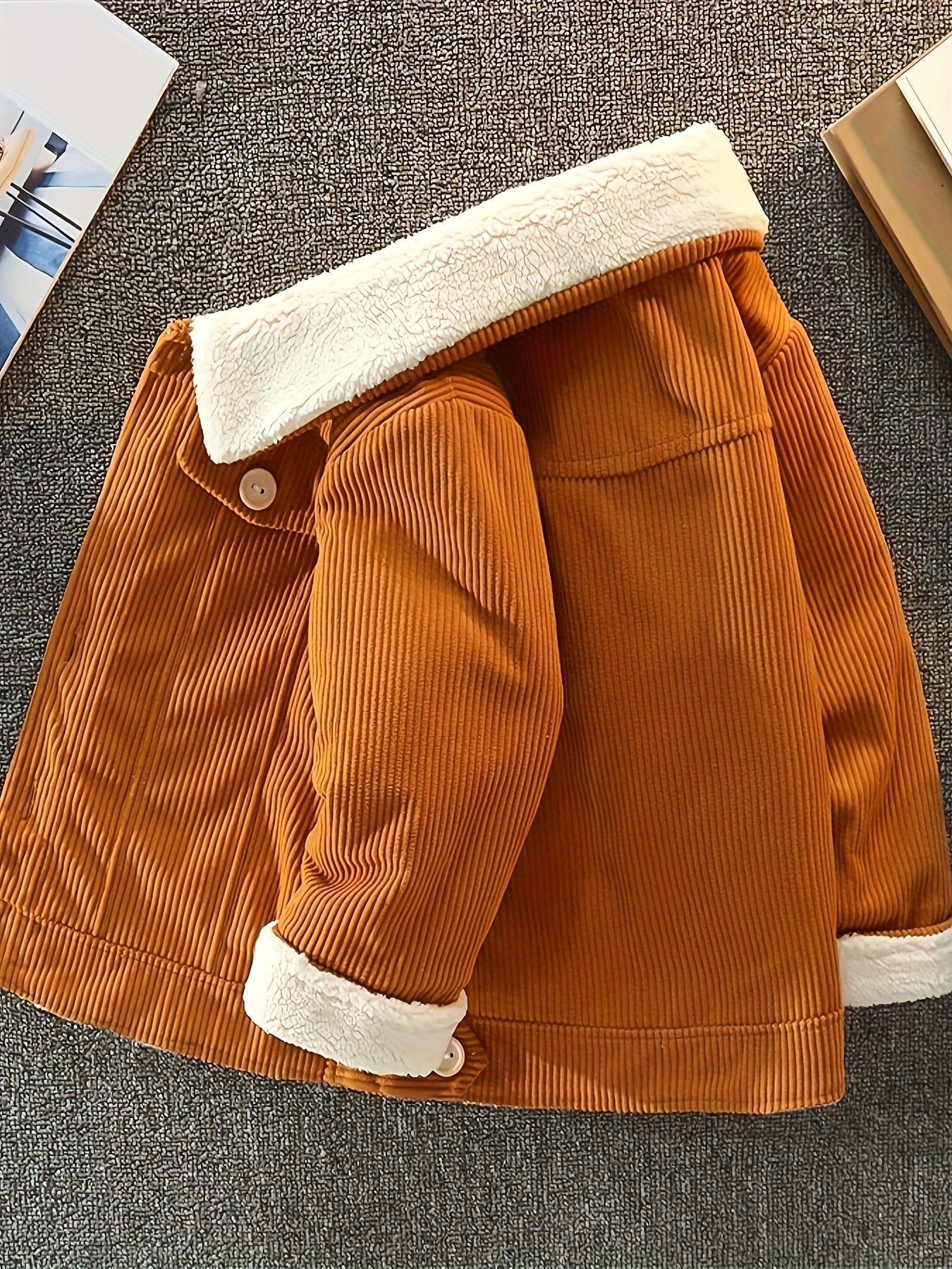 جاكيت شتوي أنيق للأطفال دافئ ومبطن بتصميم عصري