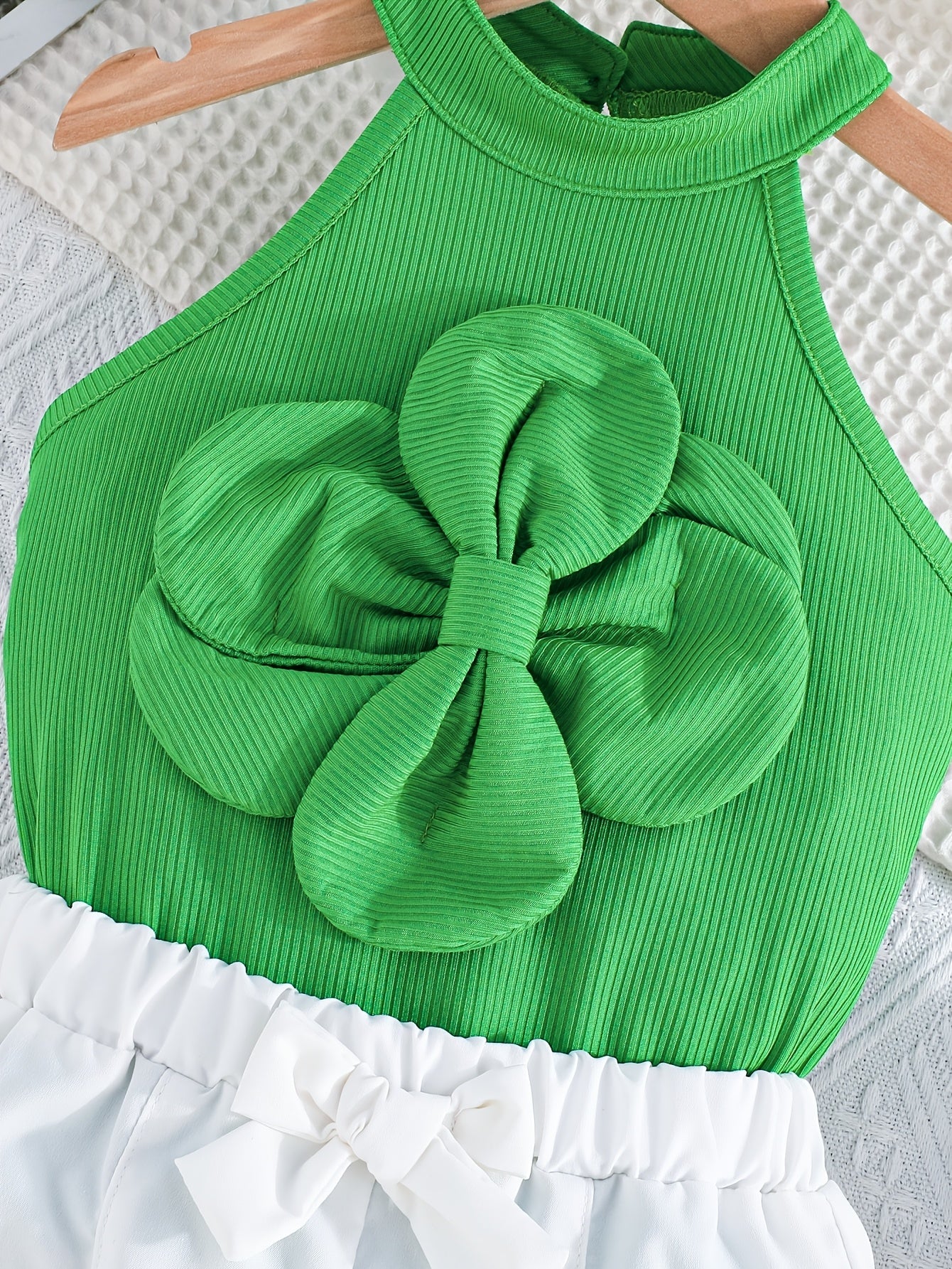 طقم بناتي صيفي من قطعتين بفيونكة أمامية