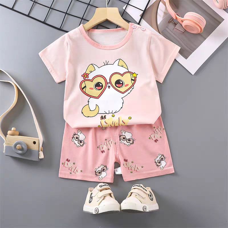 طقم ملابس أطفال صيفي برسمة كرتونية