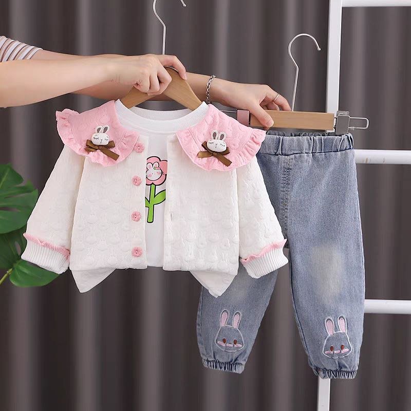 طقم من قطعتين بتصميم خريفي للبنات