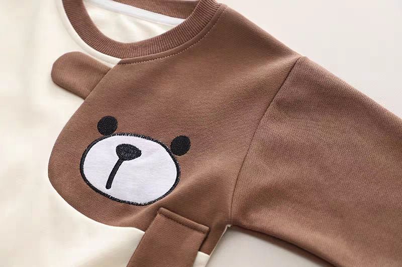 طقم شتوي دافئ من قطعتين بطبعة دب للأولاد - DeerChic